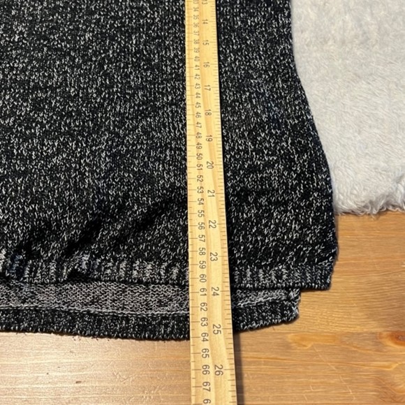 GARAGE Womens Black & White Knit Round Neck Pullover Sweater Size XS-S - Picture 10 of 10